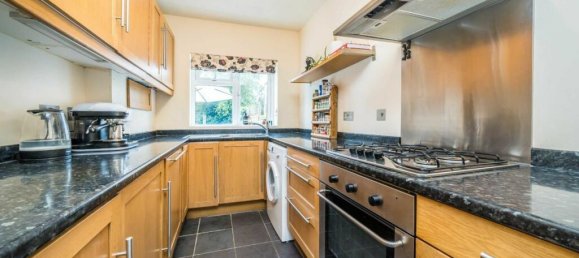 2 bedrooms House in Surbiton, United Kingdom No. 10254 9