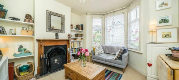 2 bedrooms House in Surbiton, United Kingdom No. 10254 2