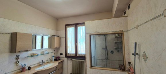 6 Schlafzimmer Haus in Quarrata, Italy, Nr. 342079 17