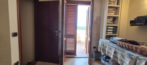 6 Schlafzimmer Haus in Quarrata, Italy, Nr. 342079 4