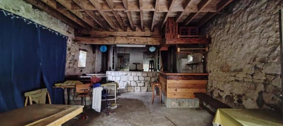 Casa de 7 divisões em Villers-Cotterets, France N.º 237340 4