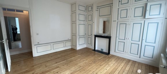 6غرفة منزل في Saint-Quentin, France رقم 153642 7