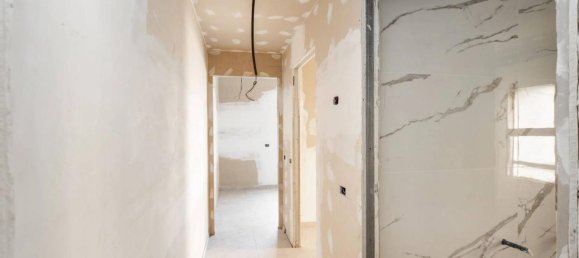 2 rooms Apartment in Milan, Italy No. 244591 28