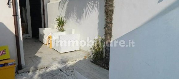 3 bedrooms House in Carrara, Italy No. 69747 28