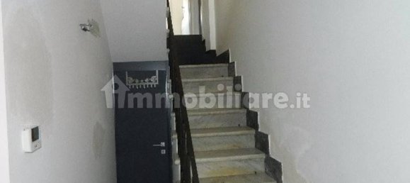 3 bedrooms House in Carrara, Italy No. 69747 12