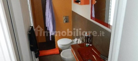 3 bedrooms House in Carrara, Italy No. 69747 32