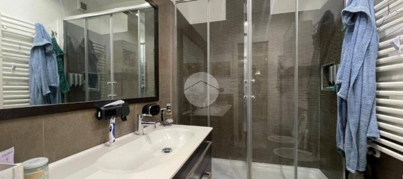 1 Schlafzimmer Wohnung in Genoa, Italy, Nr. 337201 6