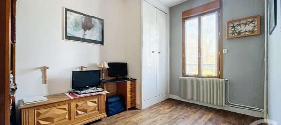 3 bedrooms House in Houilles, France No. 169341 7