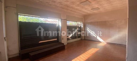 1غرفة عقار تجاري في Castronno, Italy رقم 273268 7