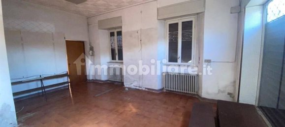 1غرفة عقار تجاري في Castronno, Italy رقم 273268 13