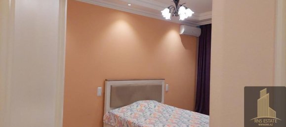 4 bedrooms Apartment in Yasamal, Azerbaijan No. 2138 11