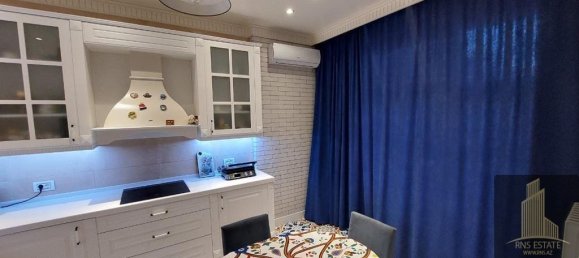 4 bedrooms Apartment in Yasamal, Azerbaijan No. 2138 26