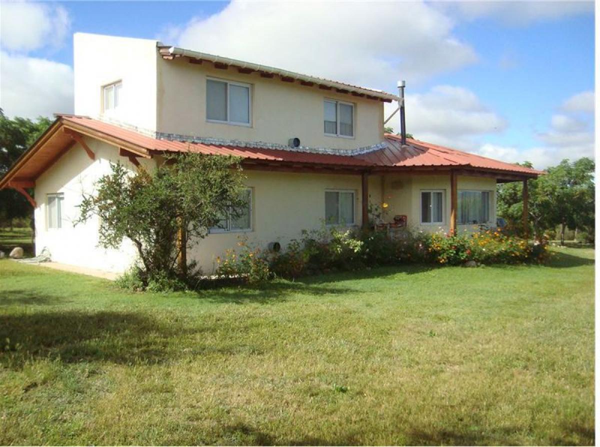 3 bedrooms House in Cordoba, Argentina No. 305