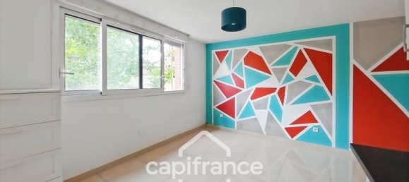 Studio in Bagnolet, France, Nr. 363975 3