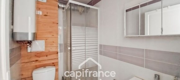 Studio in Bagnolet, France, Nr. 363975 7
