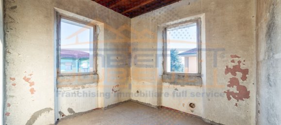 Villa de 8 divisões em Pozzo d'Adda, Italy N.º 142737 19