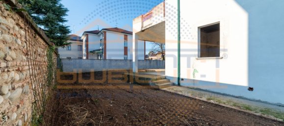 Villa de 8 divisões em Pozzo d'Adda, Italy N.º 142737 42