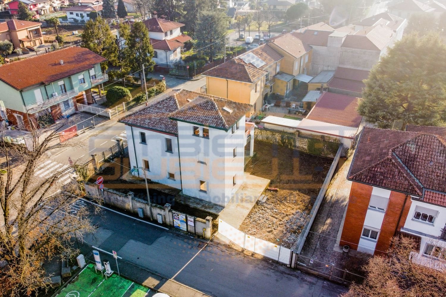 Villa de 8 divisões em Pozzo d'Adda, Italy N.º 142737