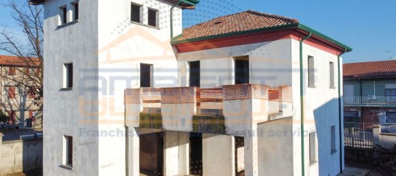 Villa de 8 divisões em Pozzo d'Adda, Italy N.º 142737 38