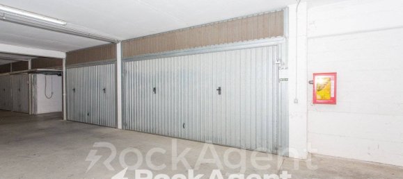 30m² Garage in Rome, Italy No. 264235 12
