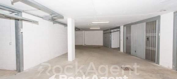 30m² Garage in Rome, Italy No. 264235 8