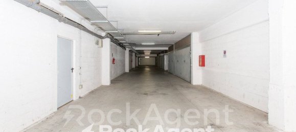 30m² Garage in Rome, Italy No. 264235 5