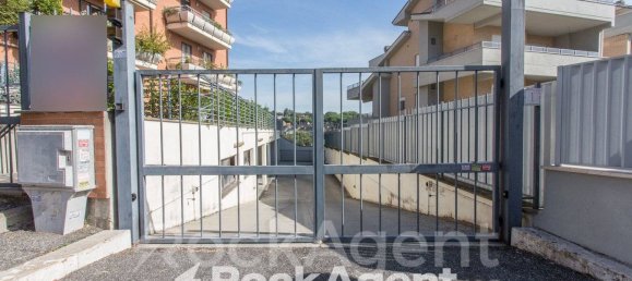 30m² Garage in Rome, Italy No. 264235 19