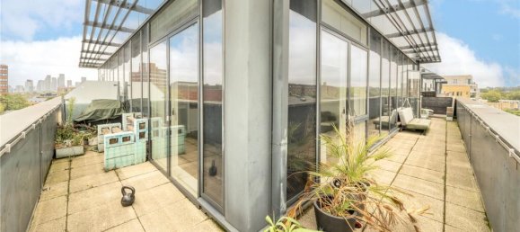 2 Schlafzimmer Wohnung in London, United Kingdom, Nr. 12772 3