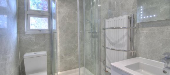 4 chambres Maison à Woking, United Kingdom No. 10602 8