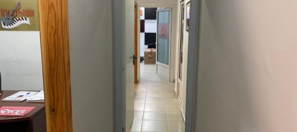 134m² Commercial property in Huelva, Spain No. 149704 4