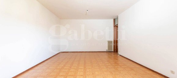 2 Schlafzimmer Wohnung in Pordenone, Italy, Nr. 280770 12