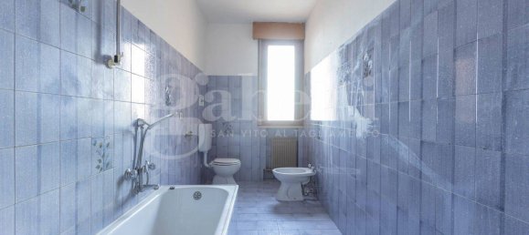 2 Schlafzimmer Wohnung in Pordenone, Italy, Nr. 280770 21
