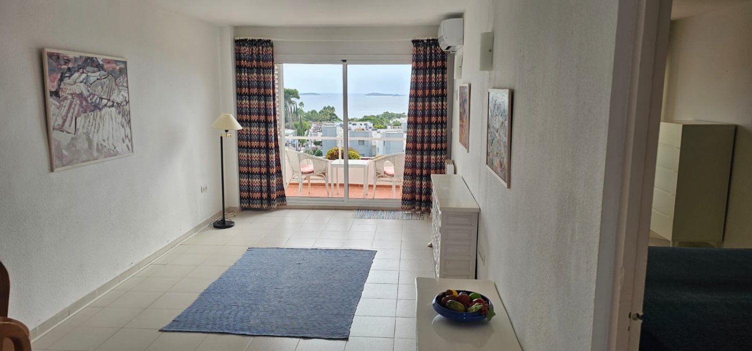 1 غرف نوم شقة في Santa Eulalia Del Rio, Spain رقم 244711