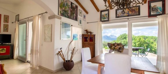 3 bedrooms Villa in Arzachena, Italy No. 216370 4