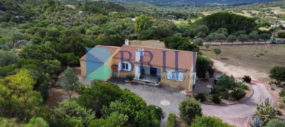 3 bedrooms Villa in Arzachena, Italy No. 216370 2