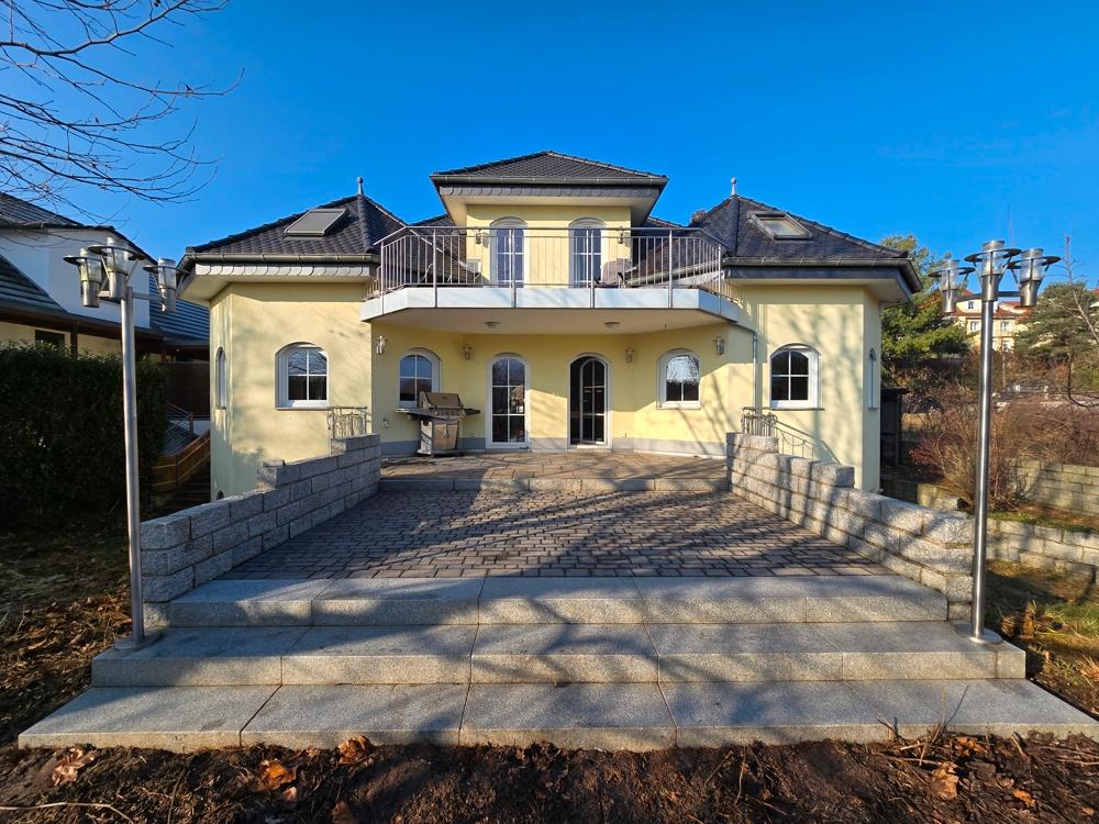 Villa de 5 dormitorios en Darmstadt-Dieburg, Germany No. 151232