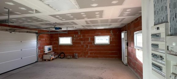 Casa de 4 dormitorios en Montgivray, France No. 89395 16