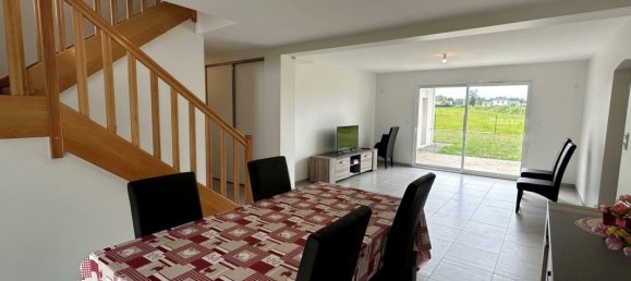 Casa de 4 dormitorios en Montgivray, France No. 89395 3