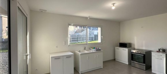 Casa de 4 dormitorios en Montgivray, France No. 89395 7