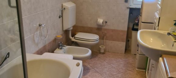 6 rooms House in Valenza, Italy No. 15760 4