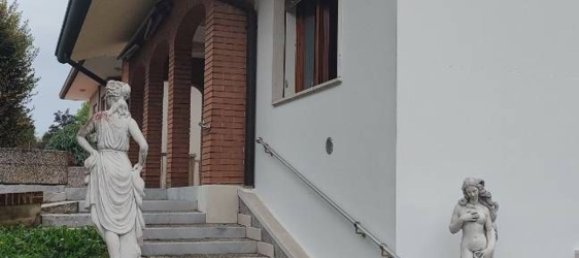 6 غرف نوم فيلا في Piombino Dese, Italy رقم 364048 2