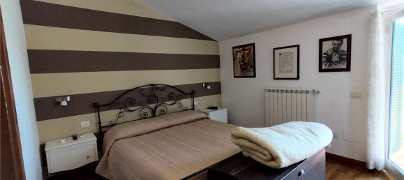 5-salle Maison à Fosdinovo, Italy No. 82954 20