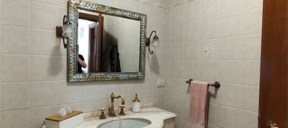 5-salle Maison à Fosdinovo, Italy No. 82954 19