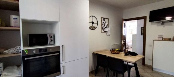 5-salle Maison à Fosdinovo, Italy No. 82954 14