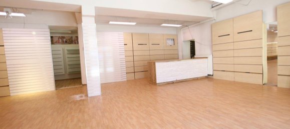 Gebäude in Feldkirchen in Kärnten, Austria 550m², Nr. 218861 11