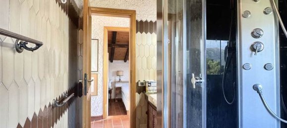 4 Schlafzimmer Villa in Massarosa, Italy, Nr. 306654 28