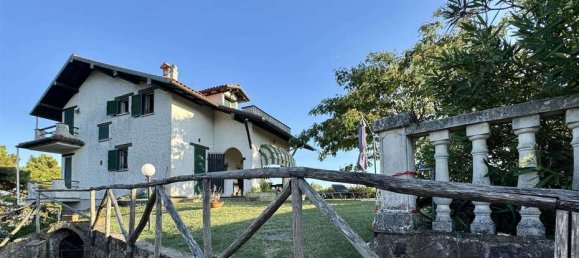 4 Schlafzimmer Villa in Massarosa, Italy, Nr. 306654 2