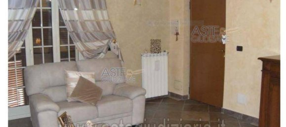 Apartamento de 3 dormitorios en Rome, Italy No. 100077 3