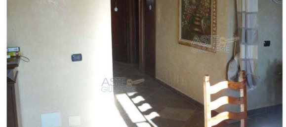 Apartamento de 3 dormitorios en Rome, Italy No. 100077 8
