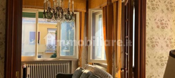 3 bedrooms Villa in Mirandola, Italy No. 224665 10